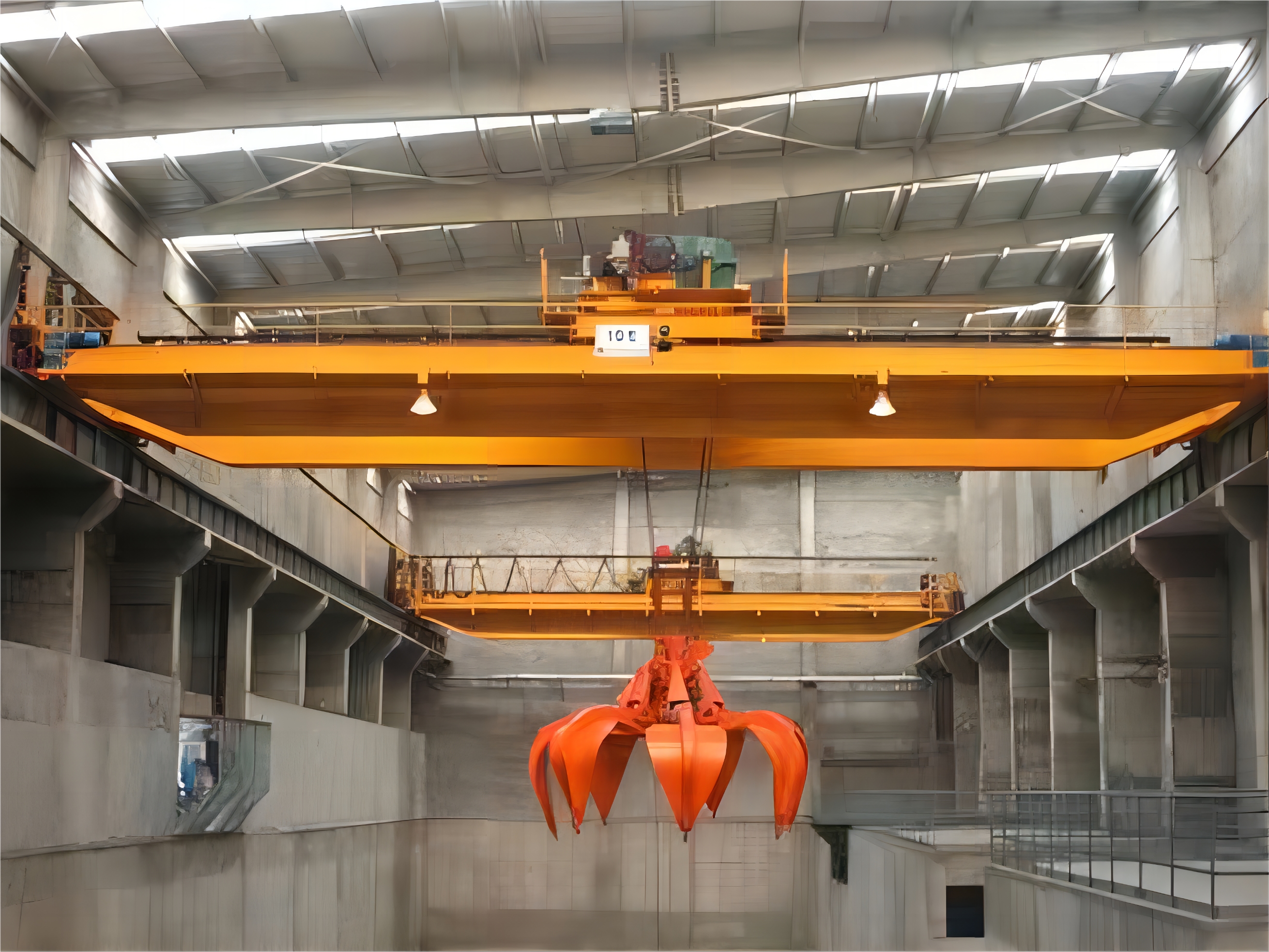 垃圾搬運(yùn)半自動(dòng)控制抓斗起重機(jī)垃圾吊